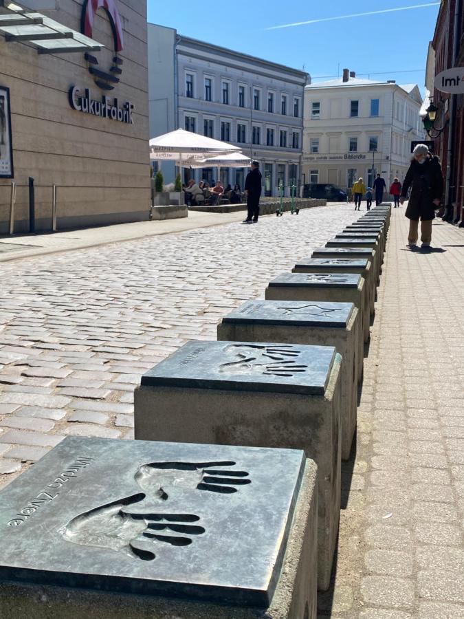 Apartment Siguldas 21 Lipawa Zewnętrze zdjęcie